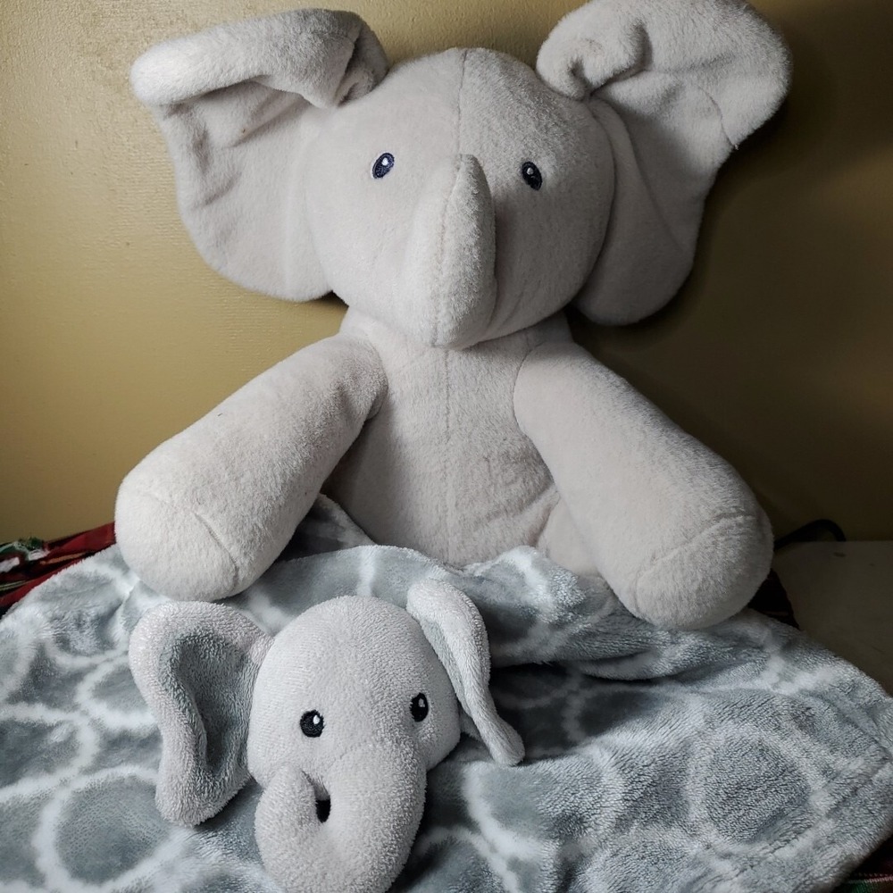 Gund 12" Flappy the Elephant Plush Baby Toy Gray Animated Peek-A-Boo Lovey Set